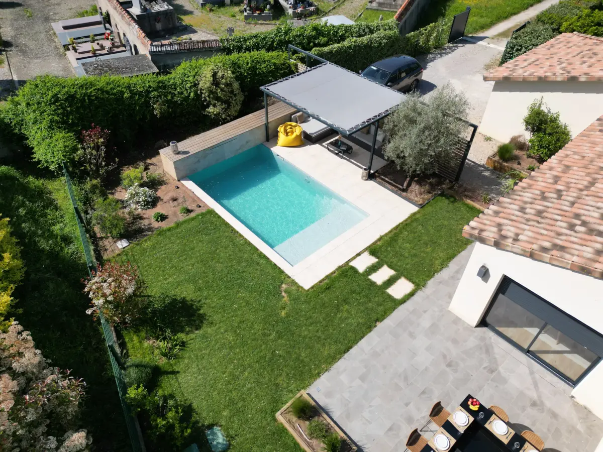 Aménagement paysager global et installation de piscine à Montauban