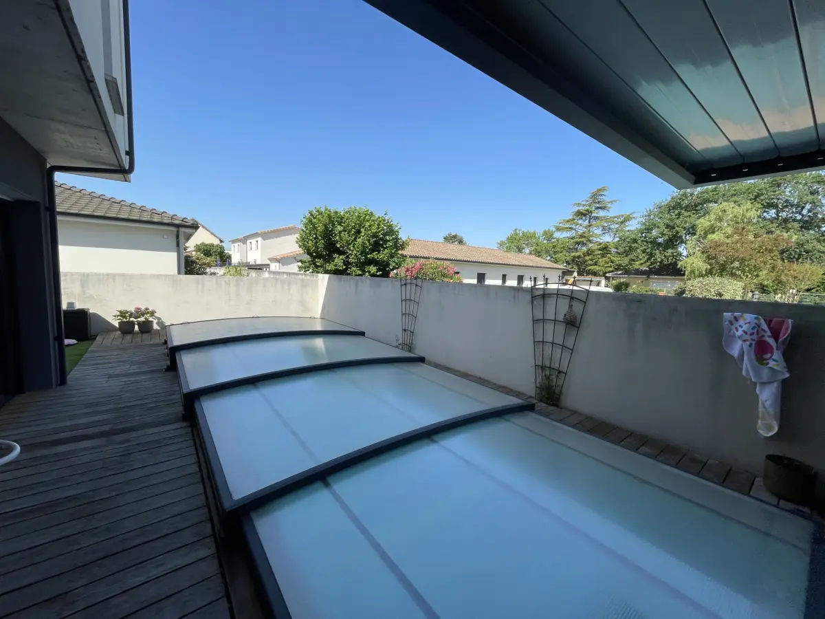 Avant travaux : Réalisation de couloir de nage et terrasse paysagère à Portet-sur-Garonne